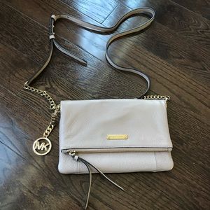 Light pink leather Michael Kors crossbody bag